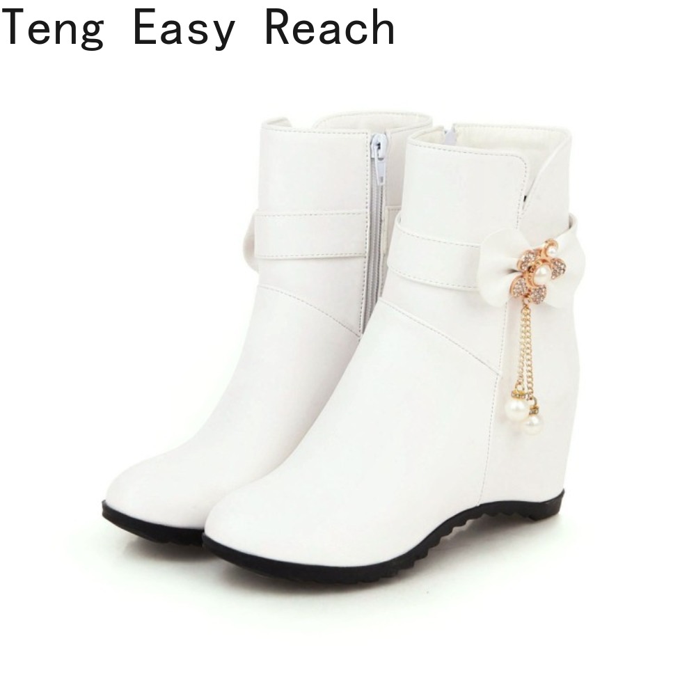 รองเท้าแฟชั่นแบบส้นเตารีด ยี่ห - Ethnic Fashion Brand บทวิจารณ์และราคา