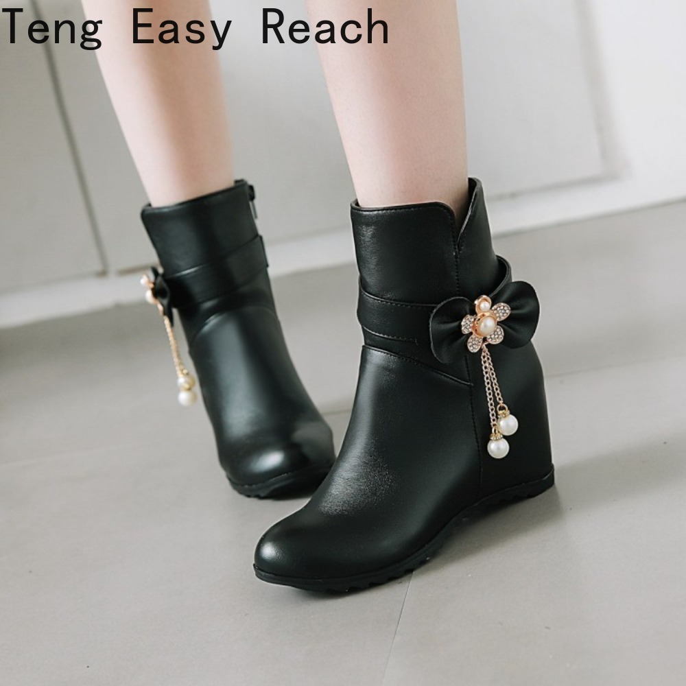 รองเท้าแฟชั่นแบบส้นเตารีด ยี่ห - Ethnic Fashion Brand บทวิจารณ์และราคา